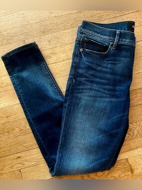 Express “reprieve” mid-rise Legging Jeans Sz 8L
